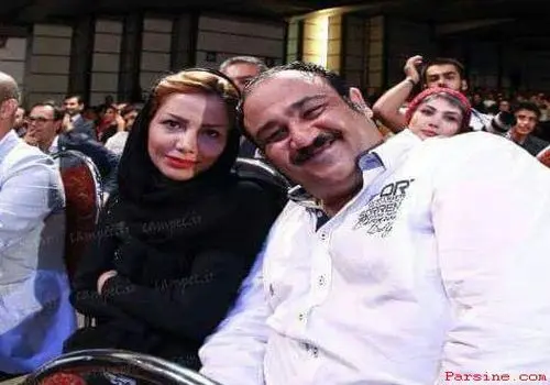 قاب عاشقانه غفوریان و همسرش در یک مراسم