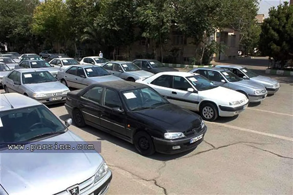 کشف دهها دستگاه انواع خودرو سندنمره+عکس