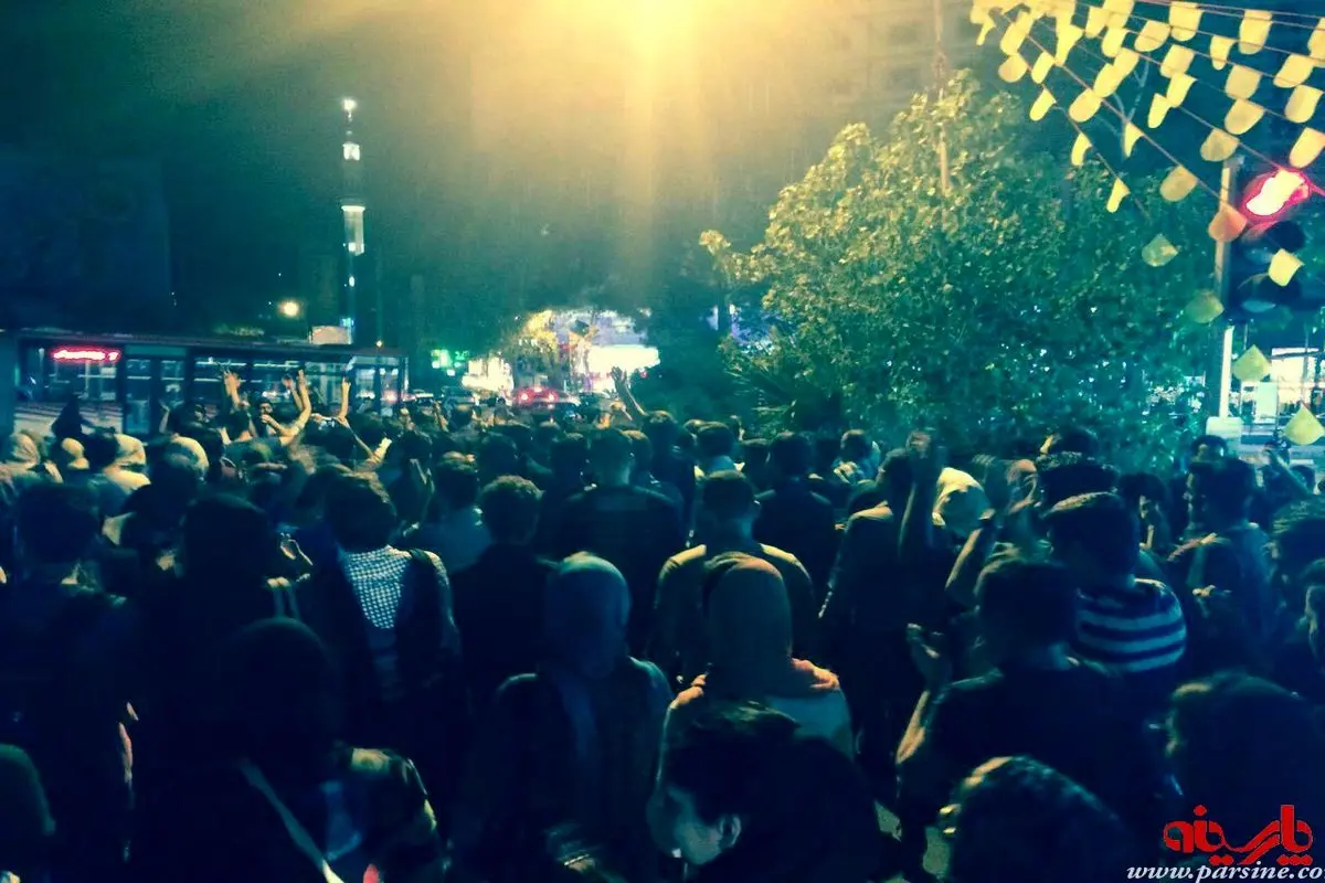 تصاویر اولیه از جشن هسته ای در تهران