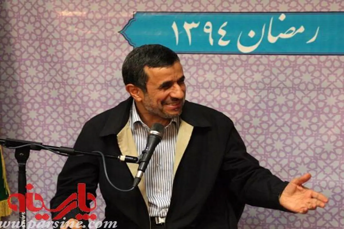 عکس:کاپشن جدید محمود احمدی نژاد!