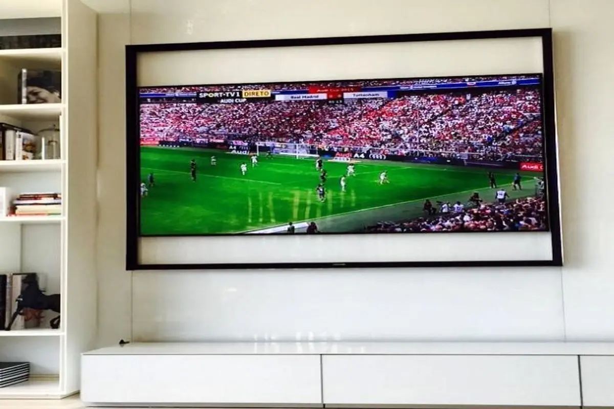 رونالدو در منزل شخصی اش در حال تماشای فوتبال رئال/عکس