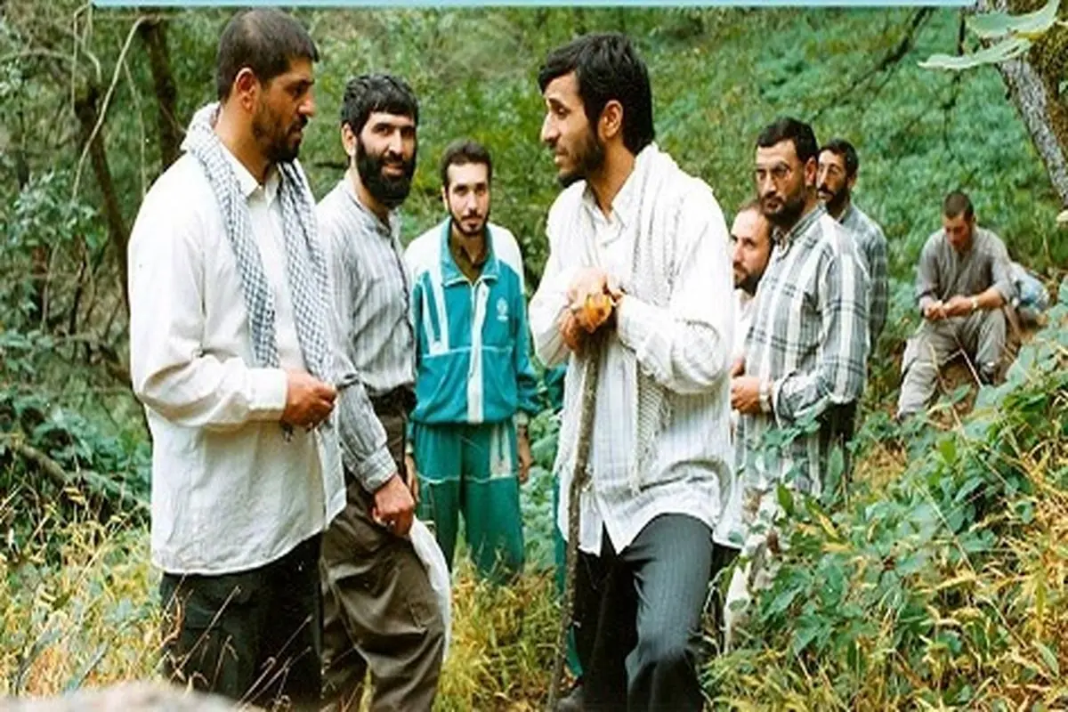 عکس:احمدی نژاد در جنگل