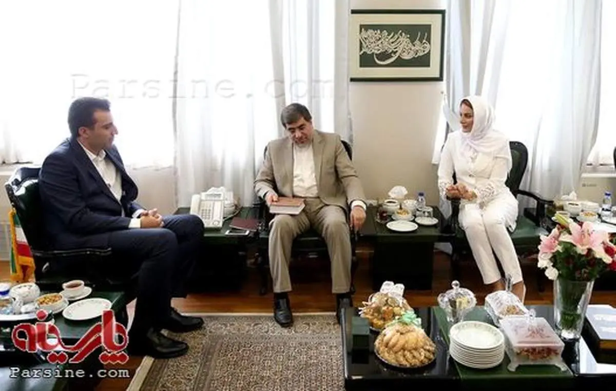 عکس: وقتی وزیر فرهنگ خطبه عقد خواند
