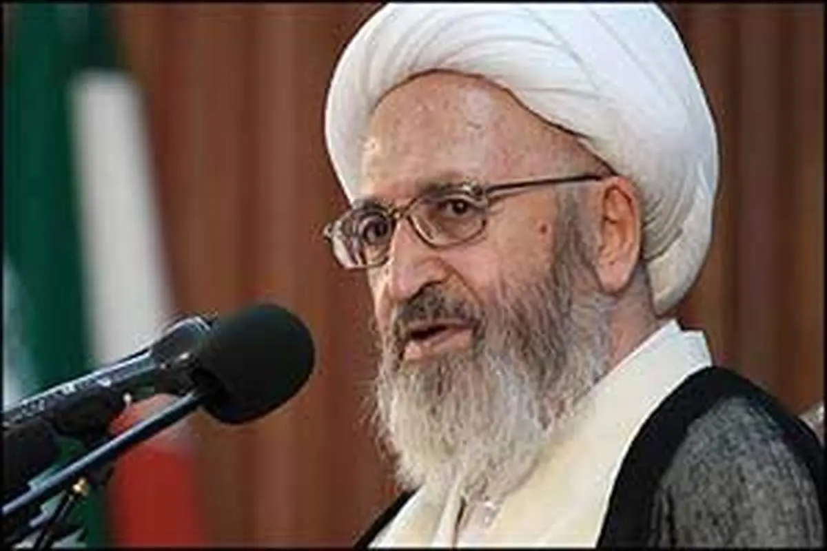 زن بدون اذن شوهر نمی تواند مسافرت کند