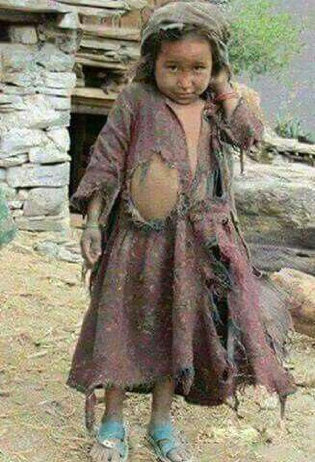 دخترم..سرت را بالا بگیر!