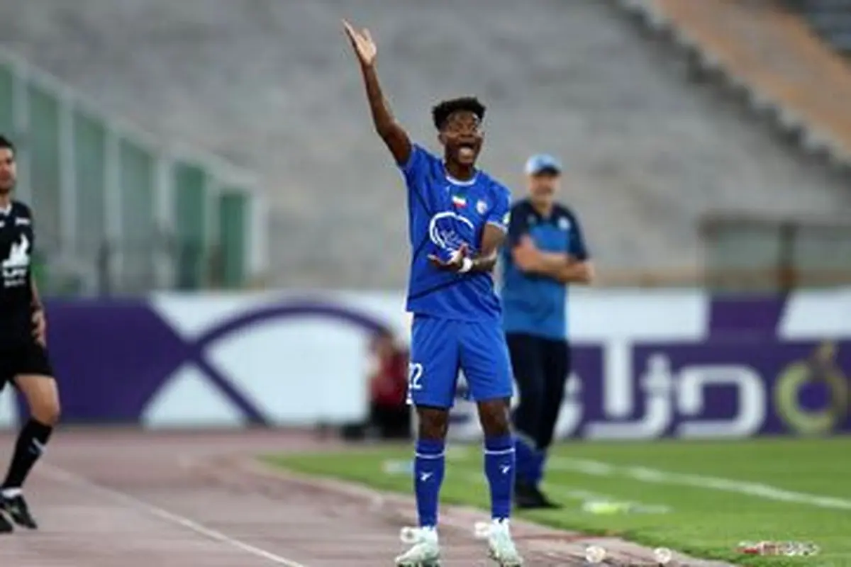 اندونگ در استقلال ماندنی شد+ عکس