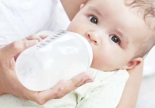 روش صحیح شستشوی مبل