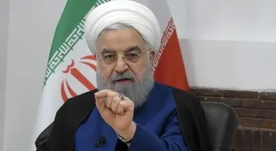 حضور حسن روحانی بر سر مزار والدین خود/عکس 