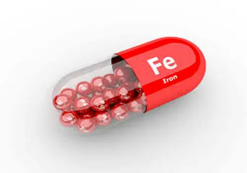 چرا زنان و سالمندان بیشتر در معرض کمبود آهن هستند؟
