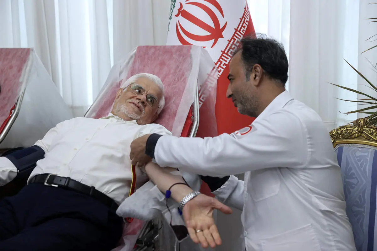 ابراز همدردی عارف با مجروحان حادثه بندرشهید رجایی