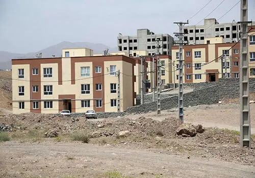 ساخت صدها هزار واحد مسکونی متوقف می‌شود؟