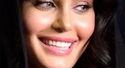 جدیدترین عکس الناز شاکردوست با عنوان صفر چهار با گوشواره ای عجیب 