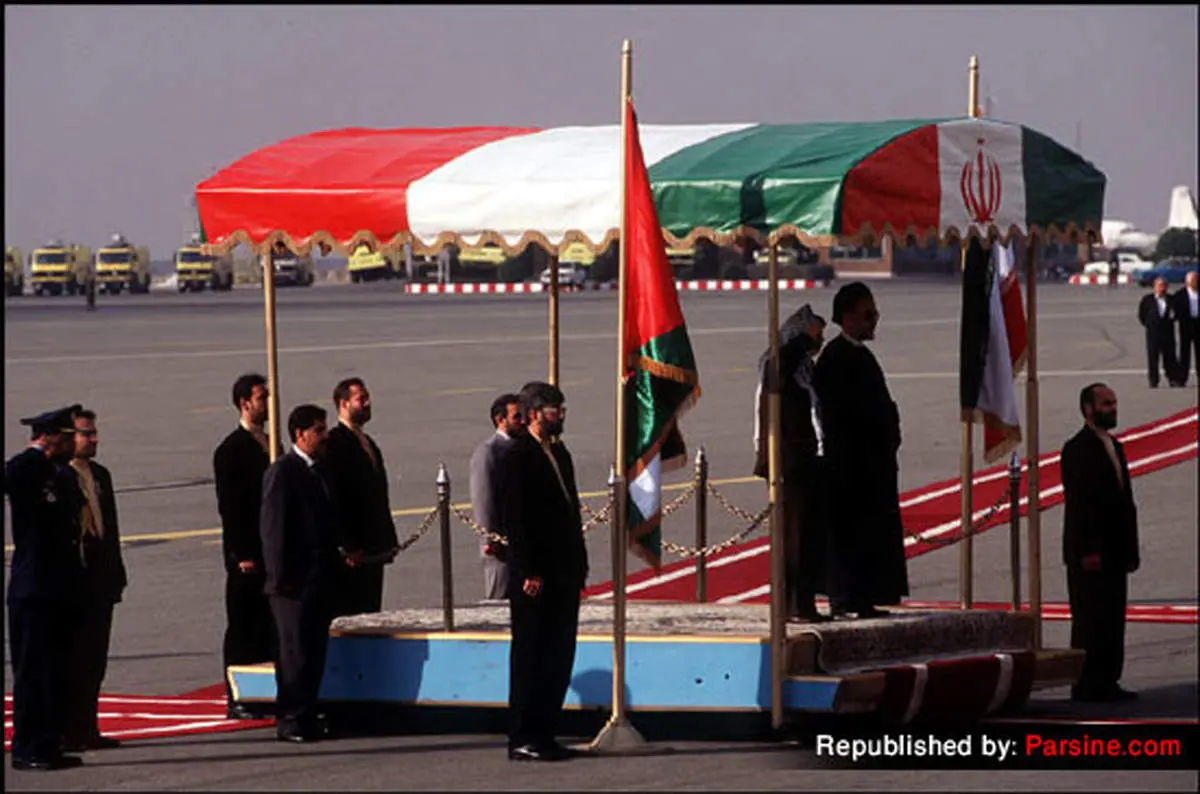 تصاویر: گشایش اجلاس سران کنفرانس اسلامی در تهران / آذرماه ۱۳۷۶