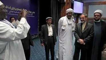 عکس/ یادگاری با ولایتی!