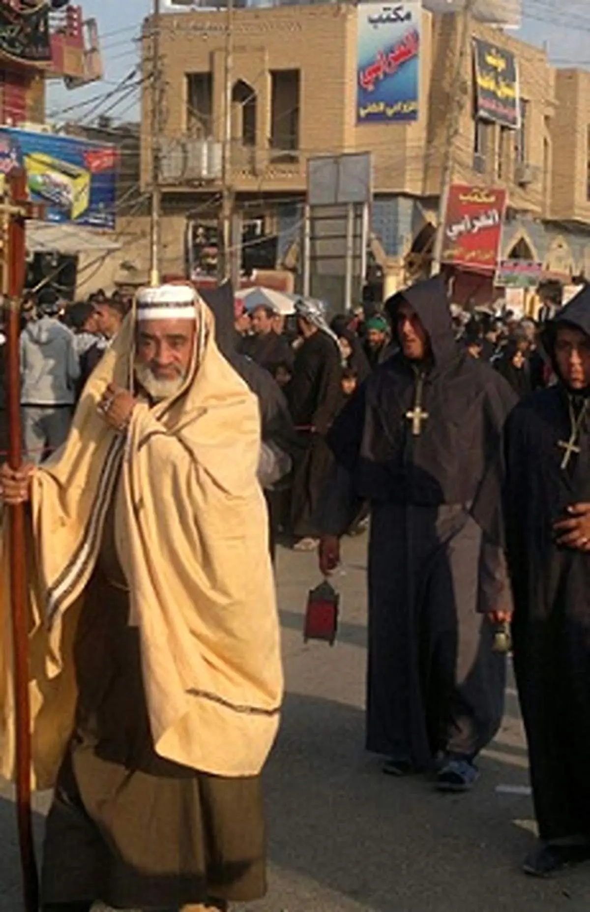 عکس/ حسین(ع) مسیحیان‌ راهم‌به‌ كربلا كشاند