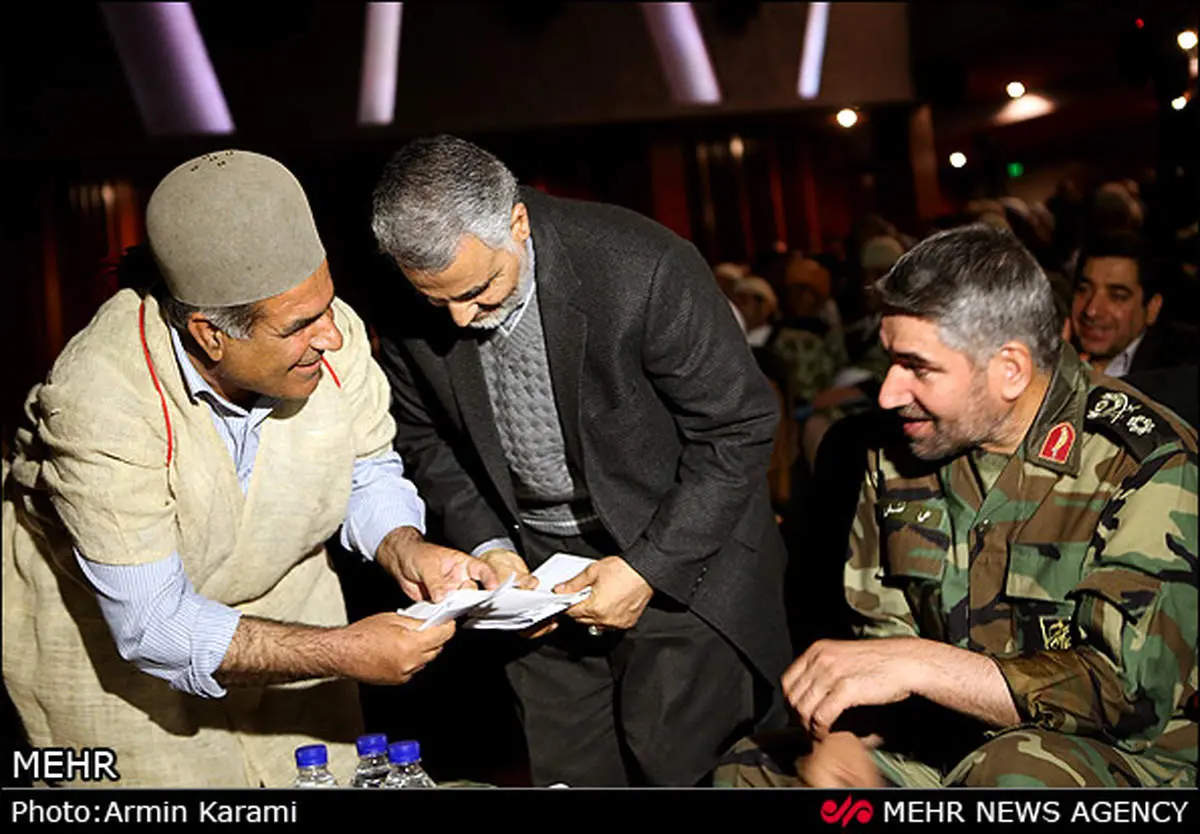 عکس/ نامه عشایر به سردار سلیمانی