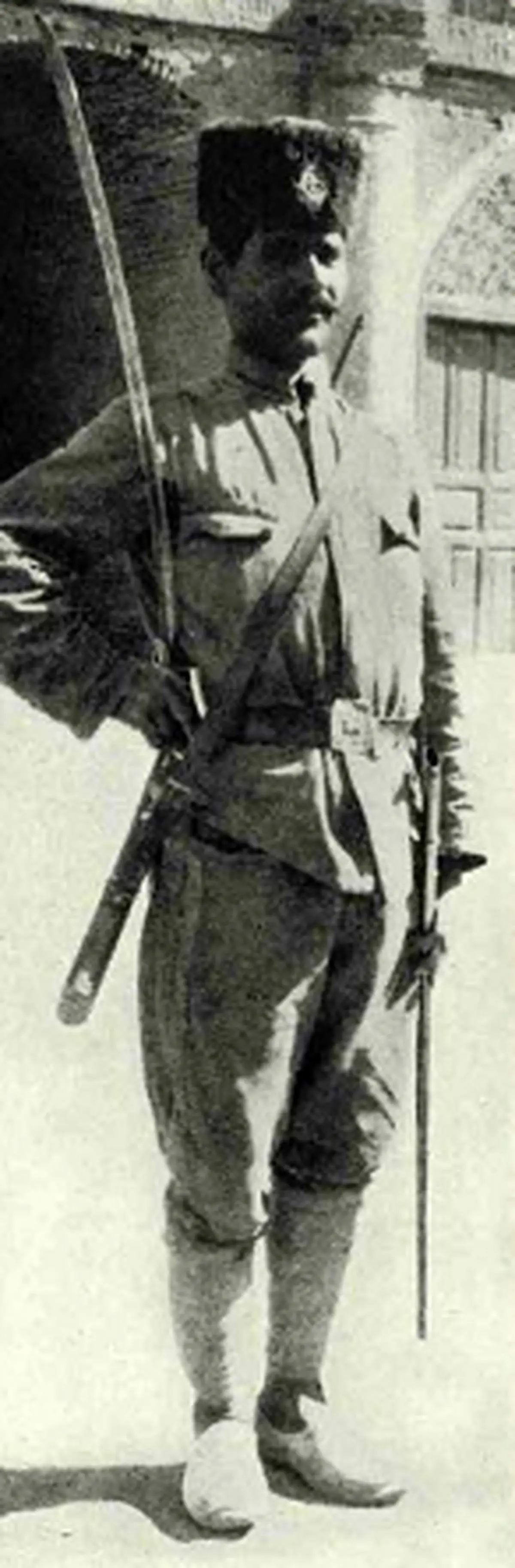 ایران در 91 سال پیش، فروردین 1300 شمسی
