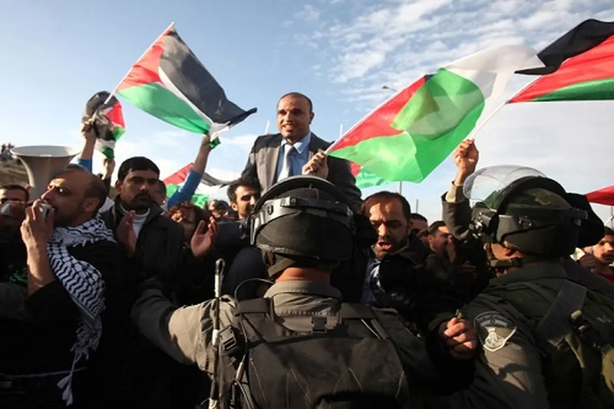 حمله سربازان صهیونیست برای ممانعت از عروسی دو جوان فلسطینی!