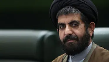 پیش فروش سکه گاهی به بازار آزاد خط می داد که قیمت را افزایش دهند‬