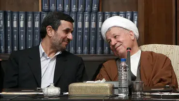 اردیبهشت، از حضور ناگهانی احمدی نژاد در مجمع تا آمدن امانو به ایران