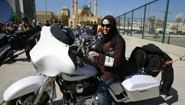 زنان سعودی می‌توانند با همراهی یک مرد دوچرخه سواری کنند