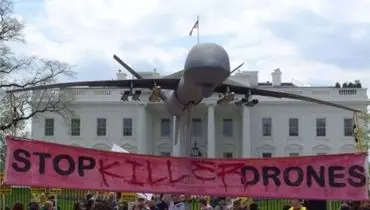 اعتراض مردم آمریکا به پرواز پهپادها+عکس