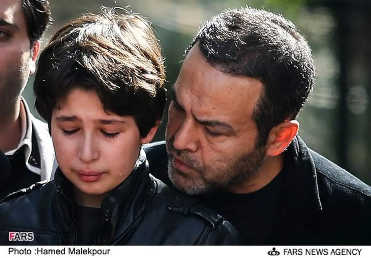 عکس/ فریبرز عرب نیا در سوگ عسل بدیعی