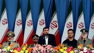 لباس های احمدی نژاد در یک روز+عکس