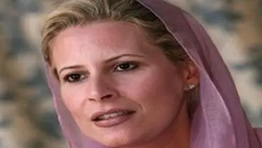 دردسر دختر قذافی برای بی‌احترامی به عکس رئیس جمهور