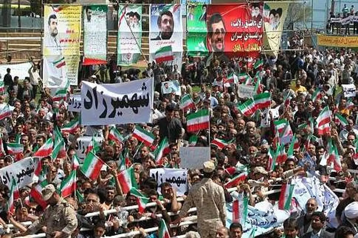 عکس/ پشت پرده استقبال از احمدی نژاد در سمنان