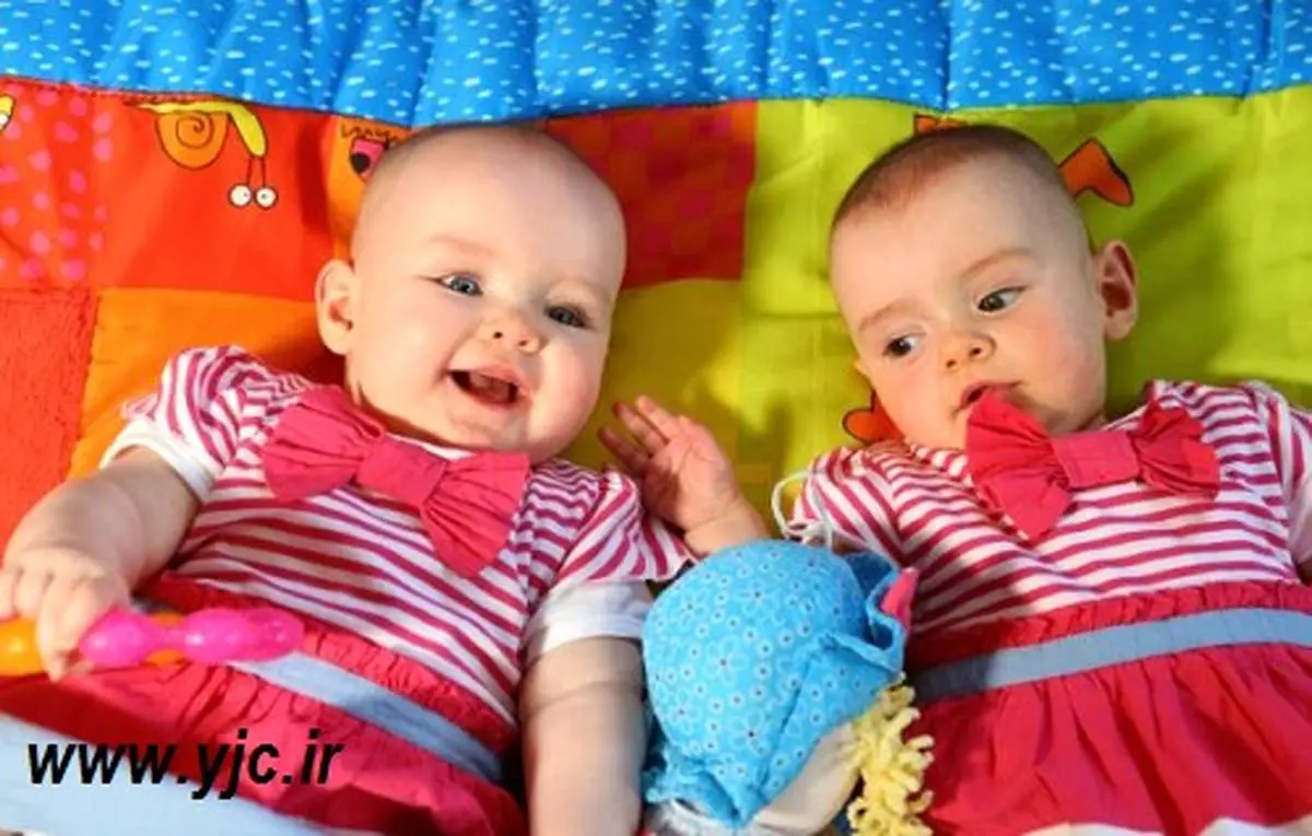 دوقلوهایی با ۸۷روز اختلاف سنی+عکس