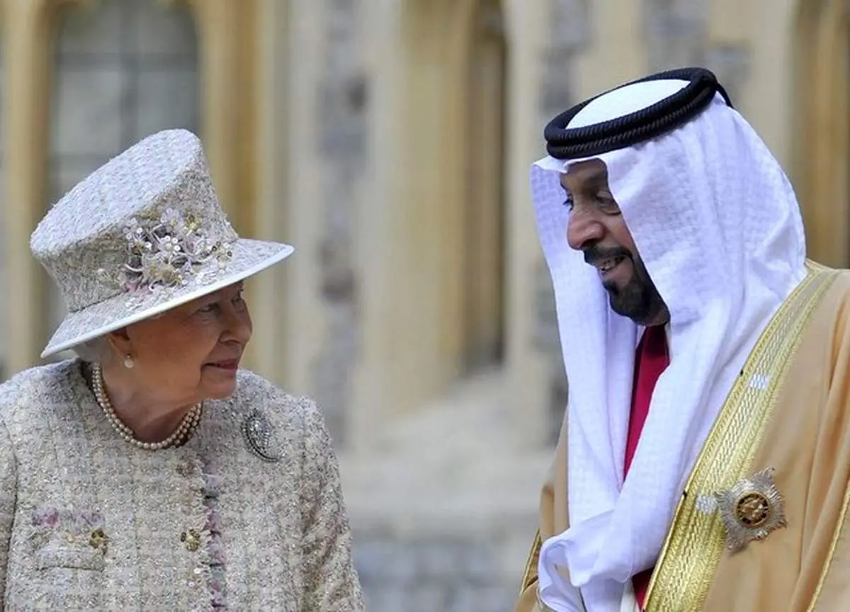 عکس/ استقبال ملکه از شیخ!