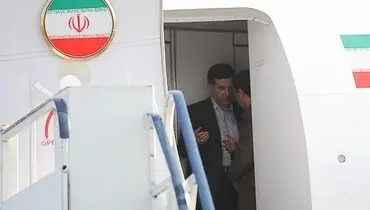 عکس/ درگوشی محرمانه احمدی‌نژاد و مشایی