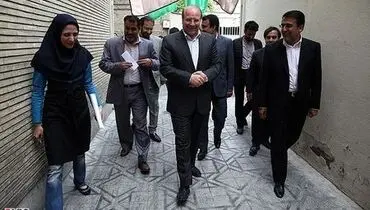 عکس/مدیرعامل موسسه همشهری همراه قالیباف در خبرگزاری فارس