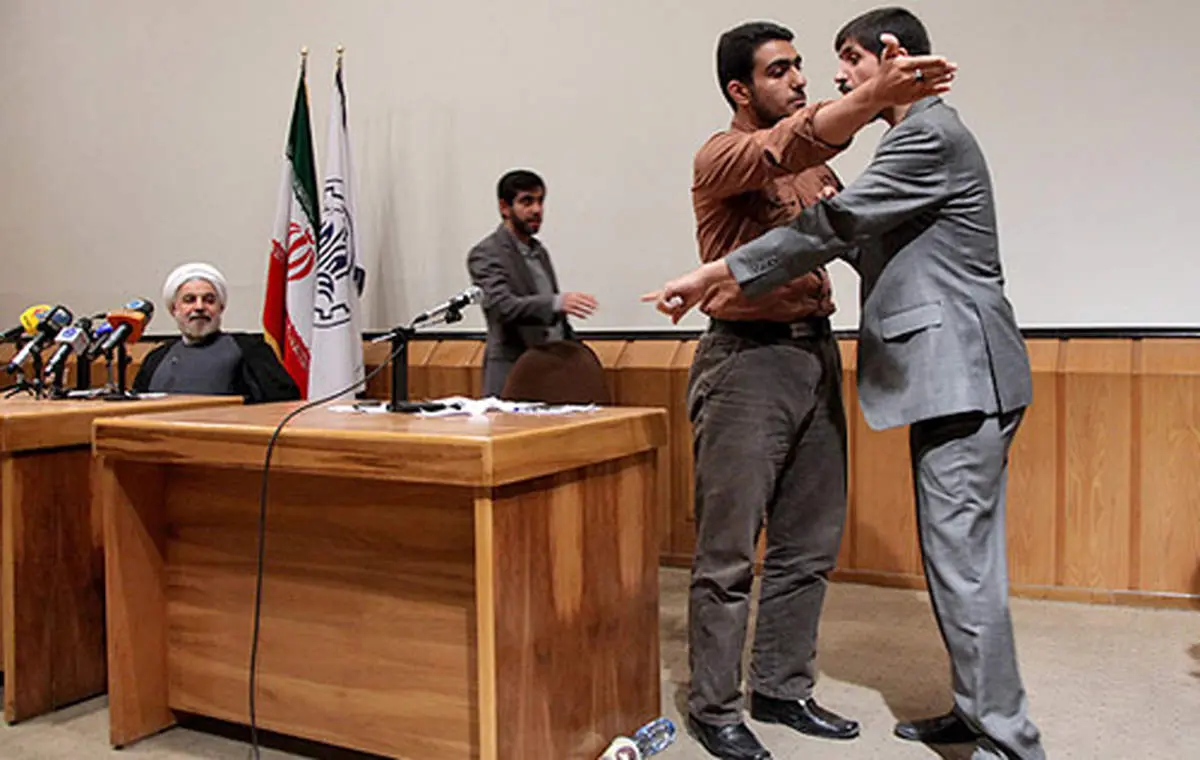 تصاویر/ تشنج در نشست حسن روحانی