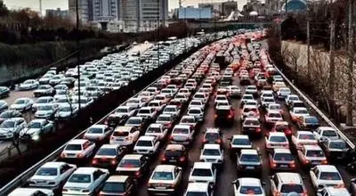مدیرکل حمل و نقل تهران: تغییر ساعت کاری راهکار موثر کاهش تراکم ترافیکی