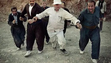 عکس/حاتمی کیا در حال رقص کردی