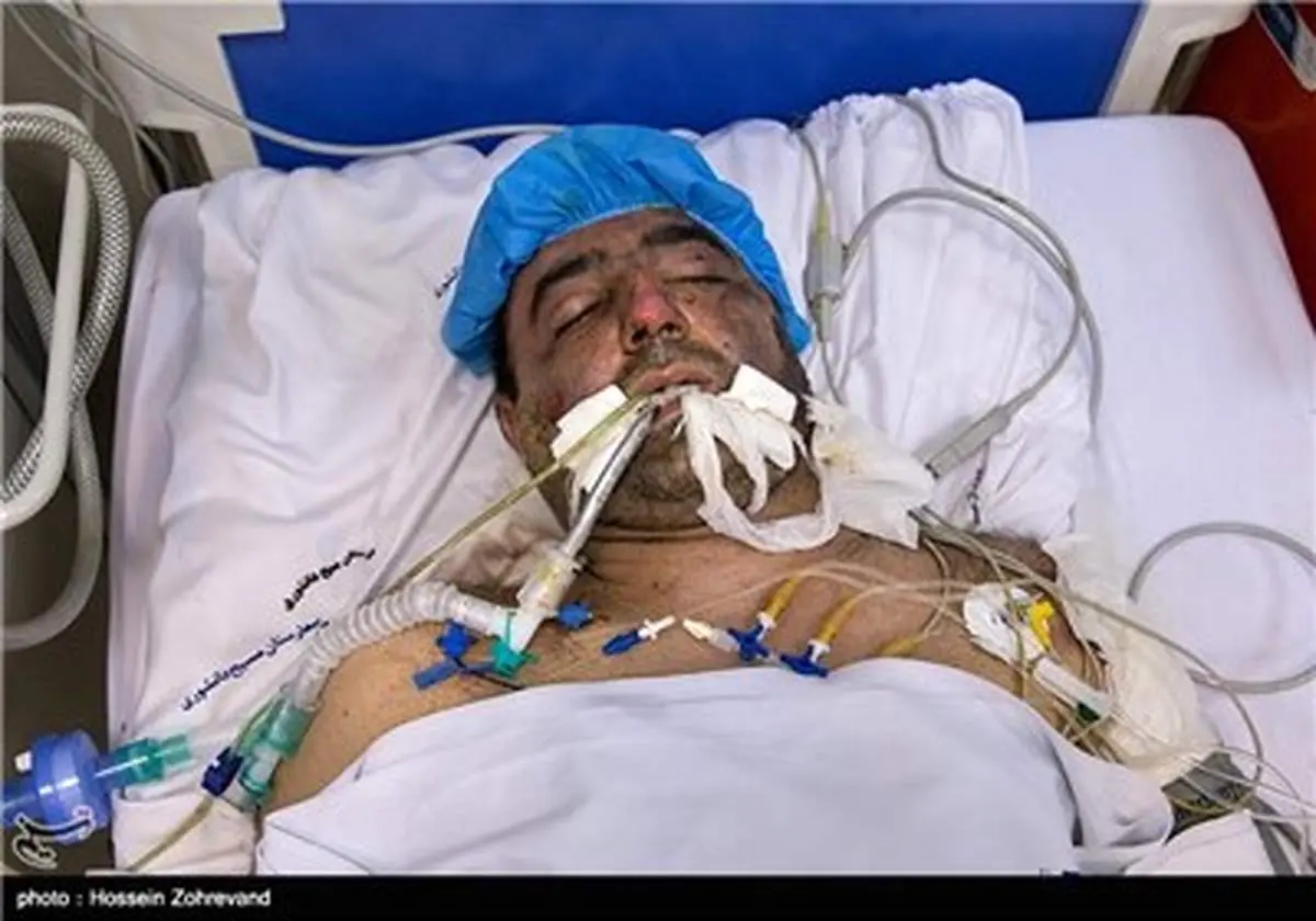 آتش نشانی که مرد تا دخترک نمیرد/ تصاویر