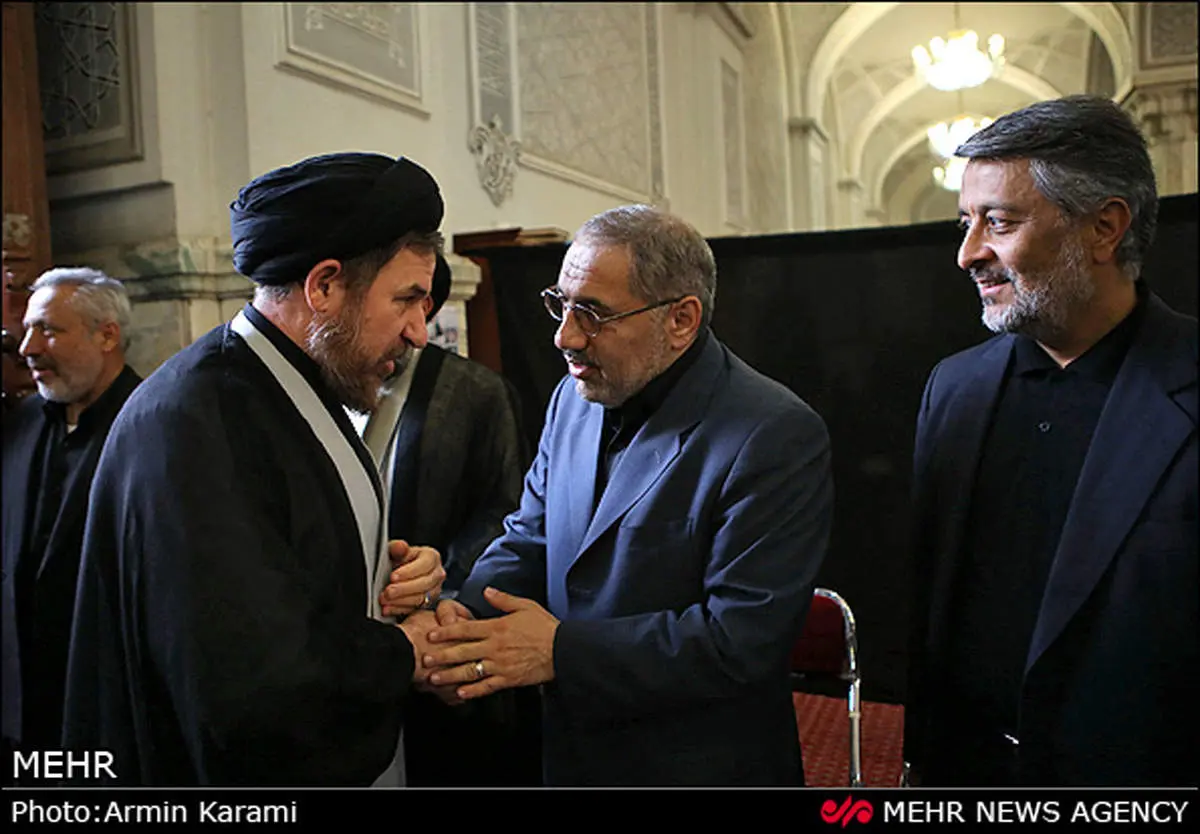 کدام سیاستمدارانی در مراسم ختم وزیر شعار شرکت کردند؟/تصاویر