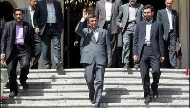 عکس/ چهره احمدی نژاد بعد از عدم احراز صلاحیت مشایی