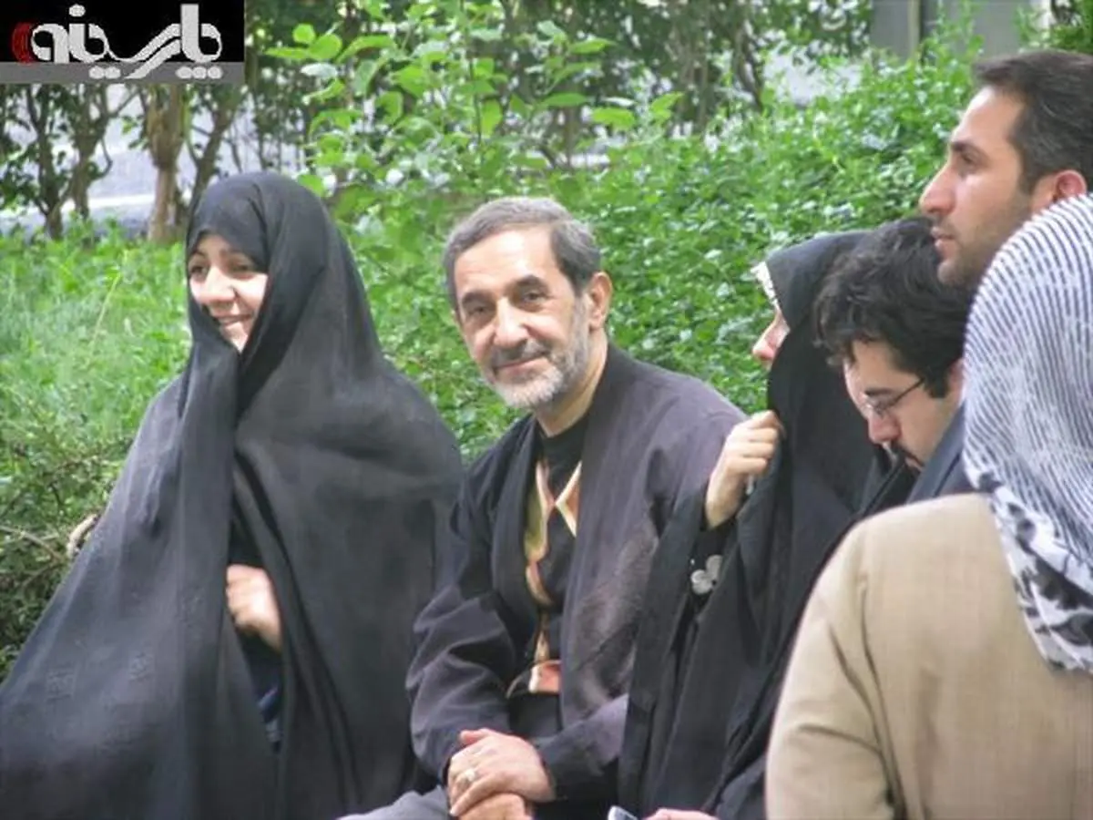 عکس: علی اکبر ولایتی به همراه خانواده