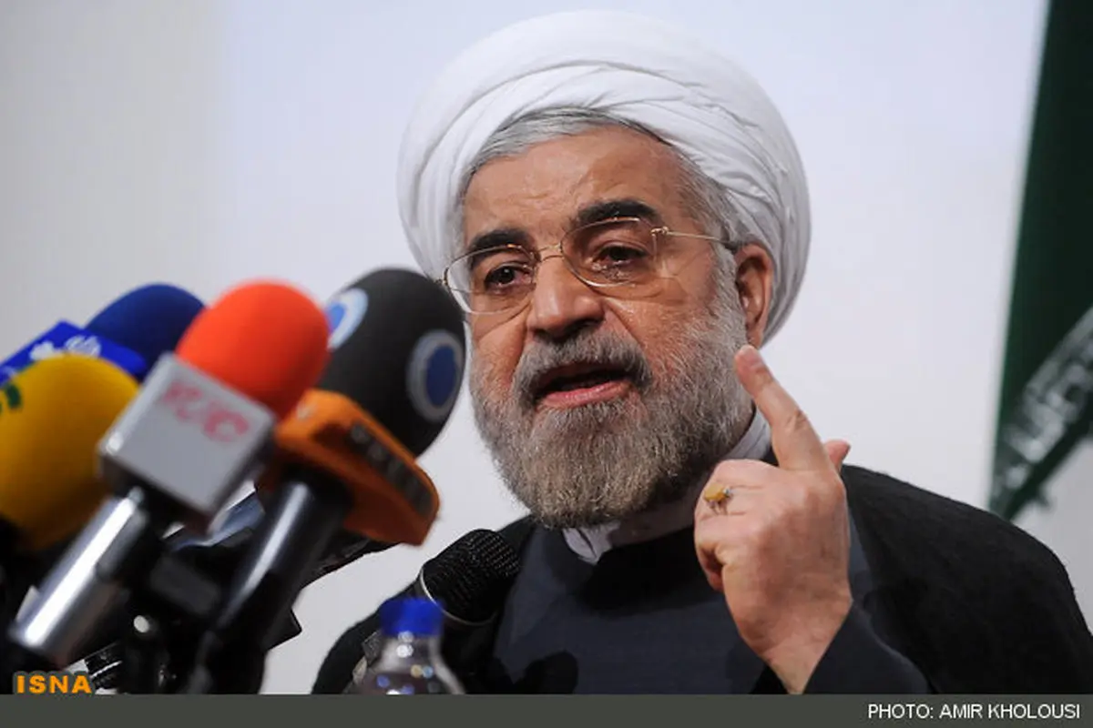 روحانی: نگذاریم توطئه‌ دشمن برای انزوای ایران عملی شود