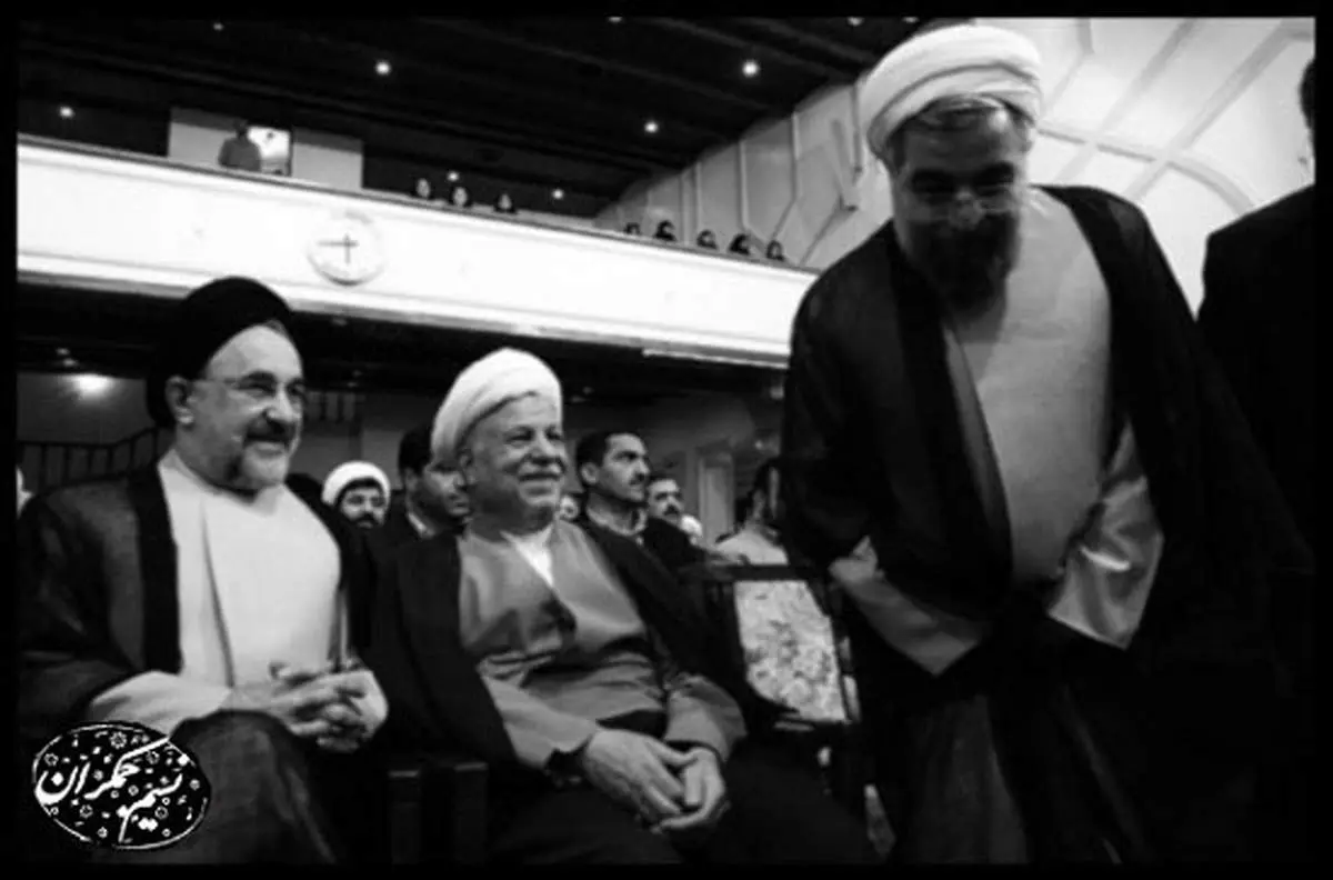 عکس/ آن دو مَردی که حامی روحانی شدند