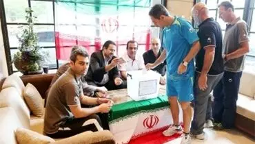 عکس/ حضور در انتخابات با شلوارک!