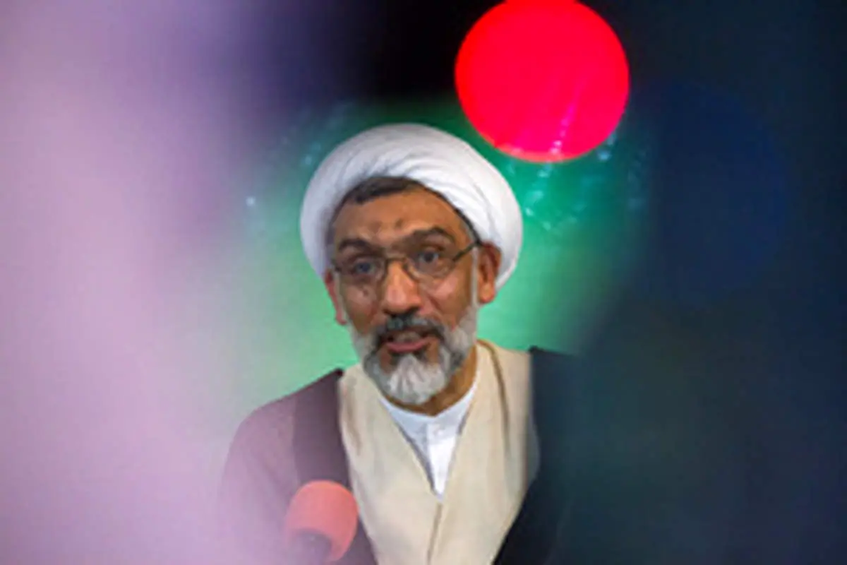 پورمحمدی: آقای روحانی جزو افراد کارکشته نظام است
