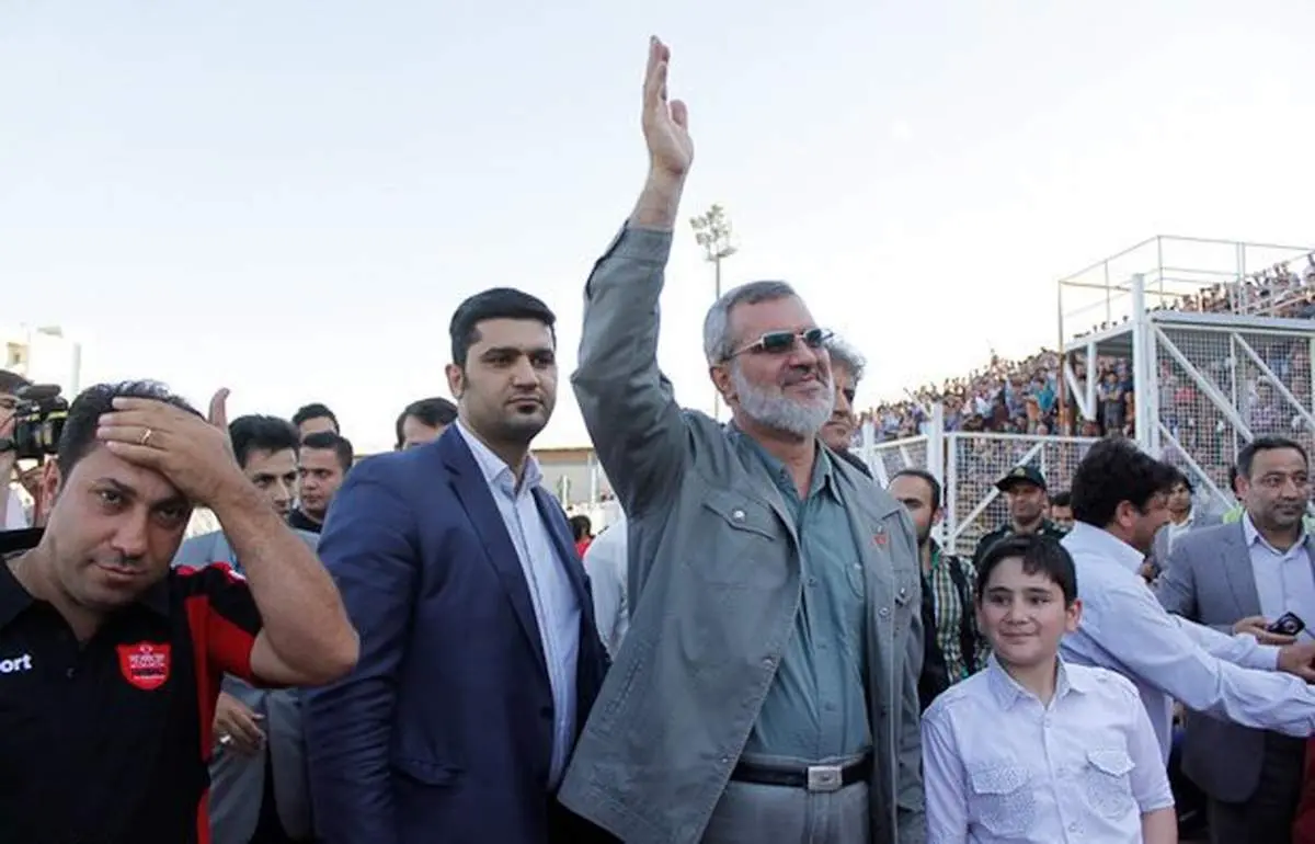 رویانیان: آقای کامبوزیا وقتی در پرسپولیس نیستی چرا دایی را میکوبی؟!/من و مالکی با هم میرویم