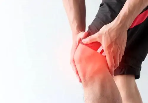 دلیل زانو درد شدید در جوانان 