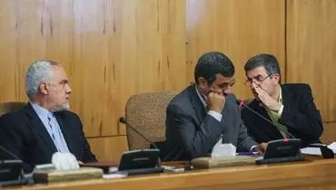 عکس/ درگوشی احمدی نژاد و مشایی