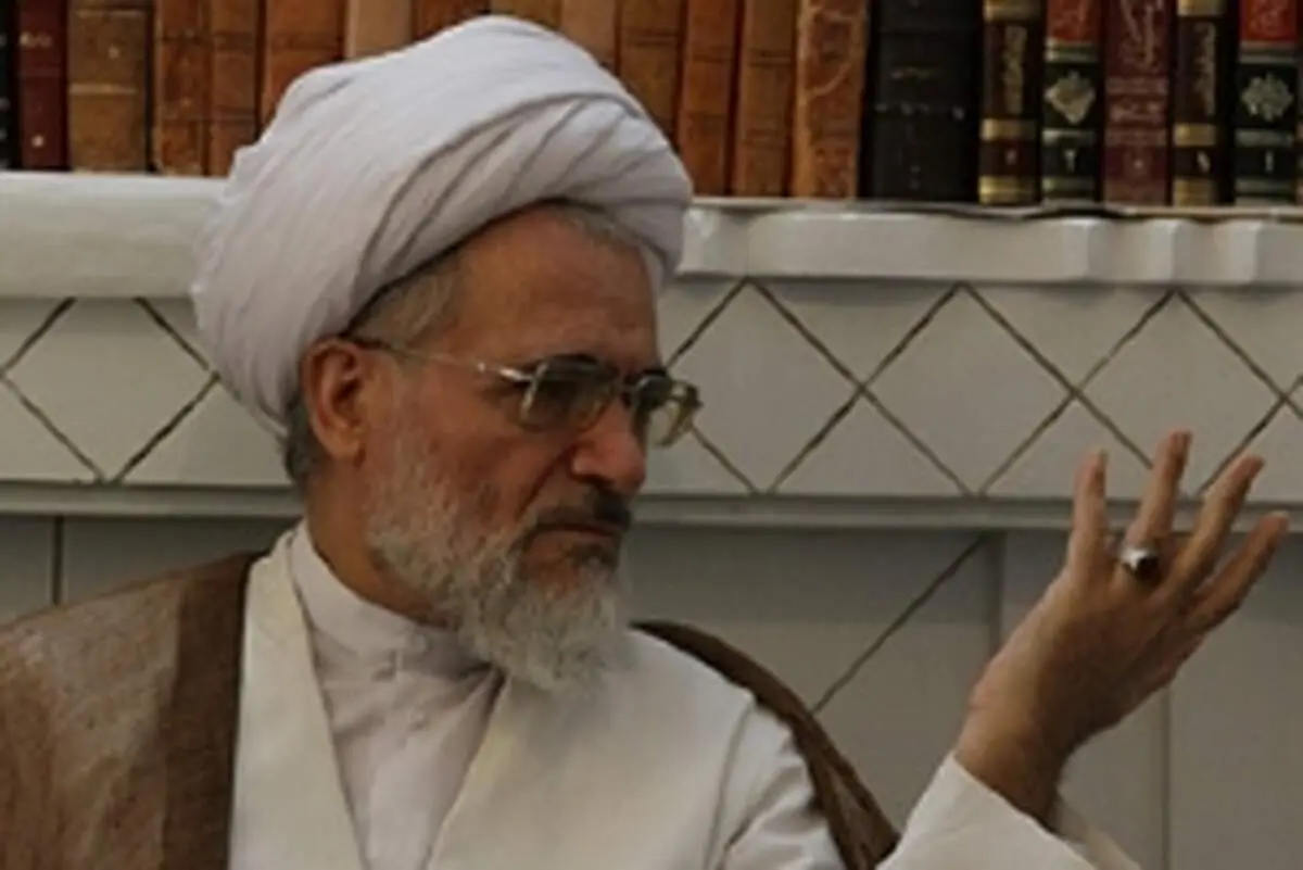"آب خوردن و ادامه روزه" نه عجیب است و نه جدید !