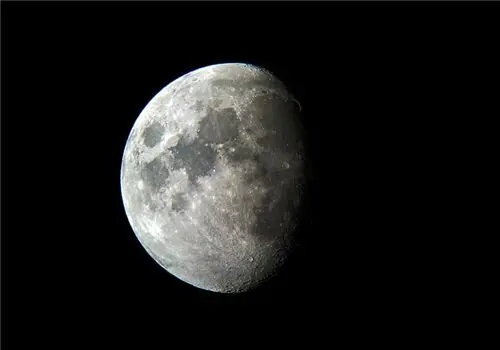 تصویر روز ناسا: هاله مرموز در اطراف سحابی چشم گربه